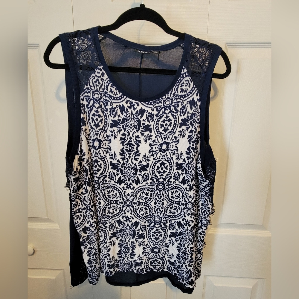 EUC a.n.a Women's Dressy Tank- Size 1X